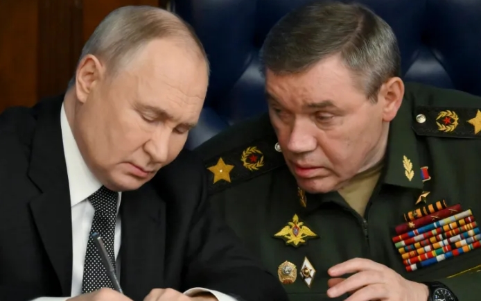 Ofensivă rusă pe toată linia frontului: Moscova susține că deține inițiativa strategică